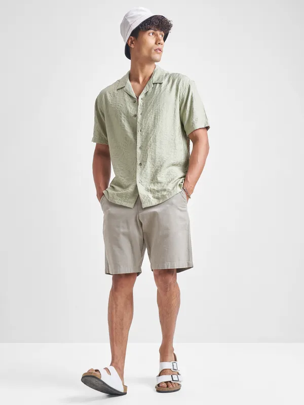 Highlander Men Green Self Design Relaxed Fit Casual Shirt