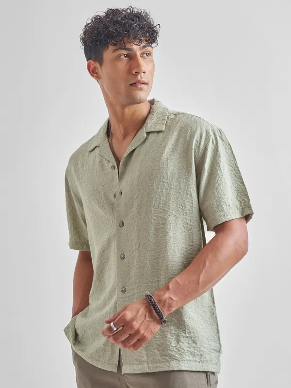 Highlander Men Green Self Design Relaxed Fit Casual Shirt