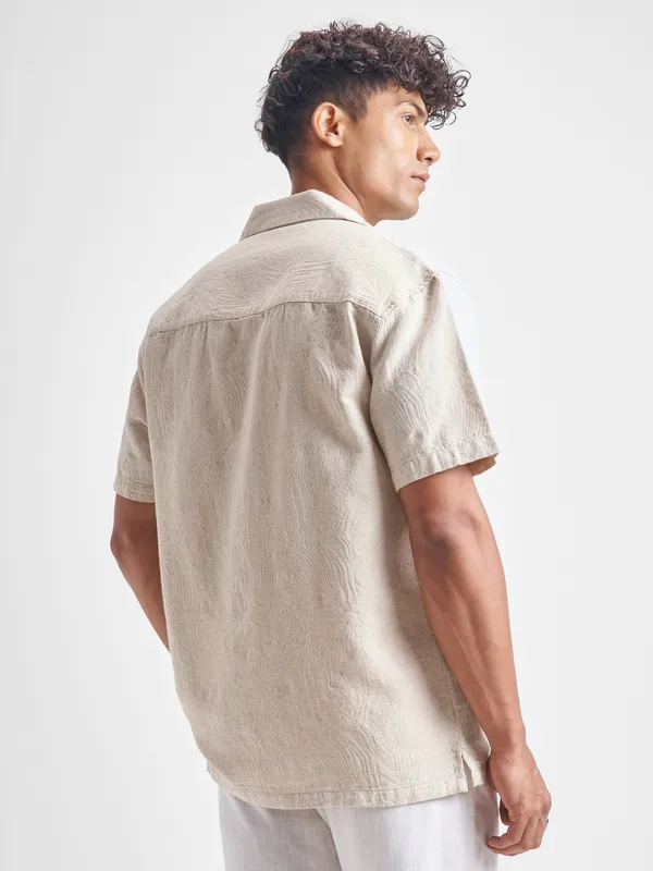 Highlander Men Beige Self Design Relaxed Fit Casual Shirt