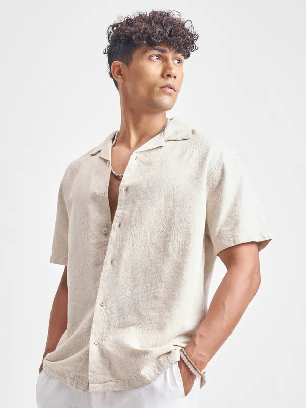 Highlander Men Beige Self Design Relaxed Fit Casual Shirt