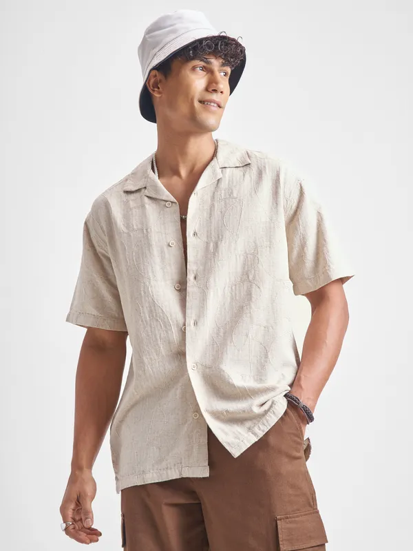 Highlander Men Beige Self Design Relaxed Fit Casual Shirt