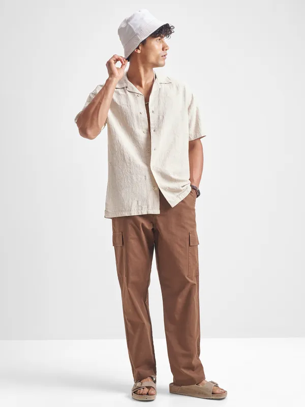 Highlander Men Beige Self Design Relaxed Fit Casual Shirt