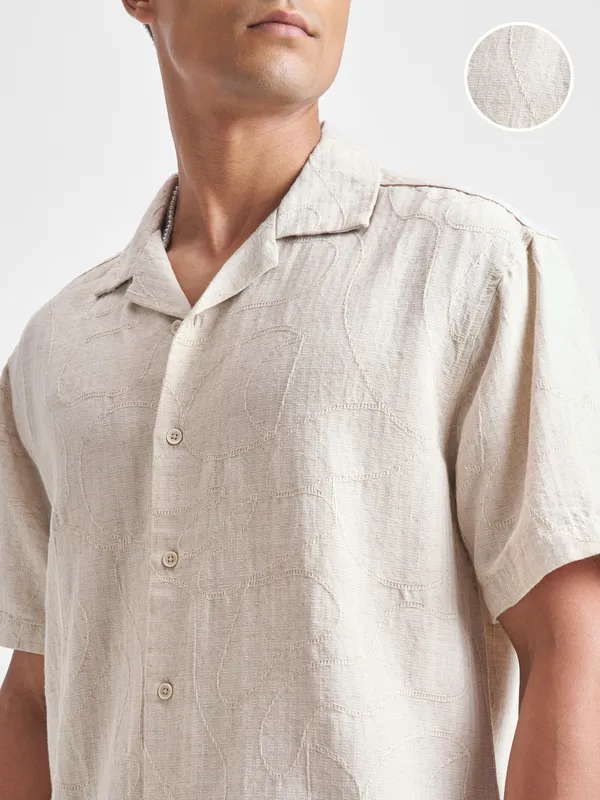 Highlander Men Beige Self Design Relaxed Fit Casual Shirt