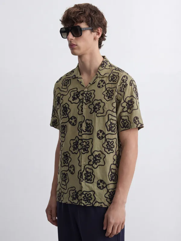 Highlander Men Olive Self Design Relaxed Fit Casual Shirt