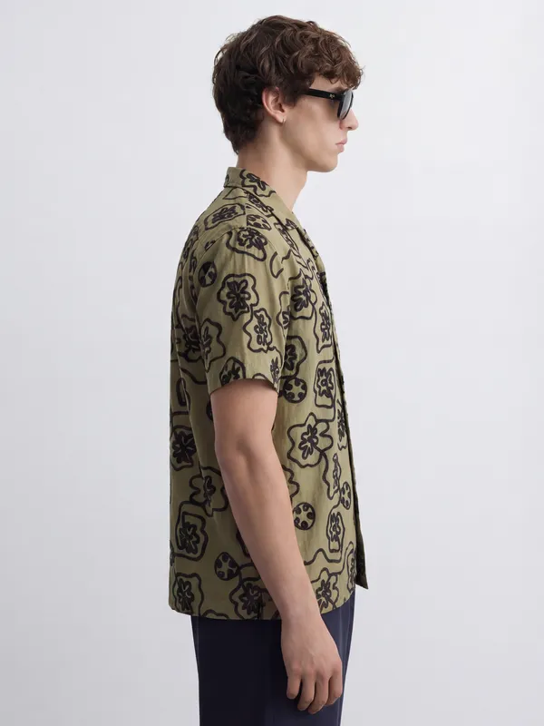 Highlander Men Olive Self Design Relaxed Fit Casual Shirt