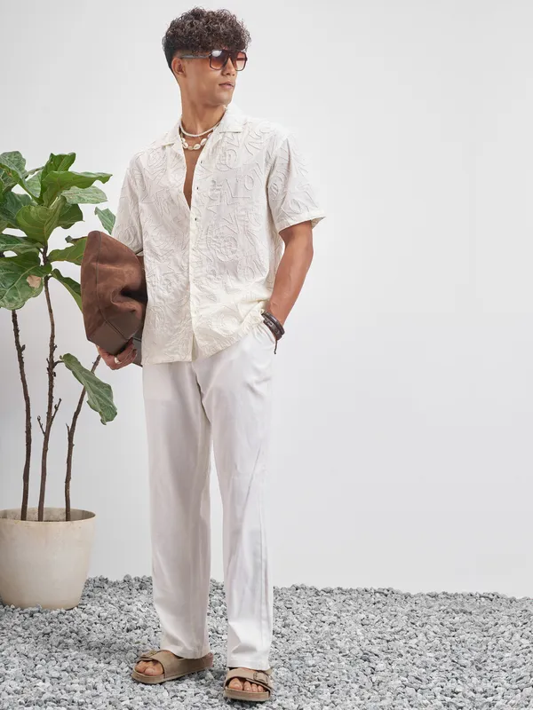 Highlander Men Cream Embroidered Relaxed Fit Casual Shirt