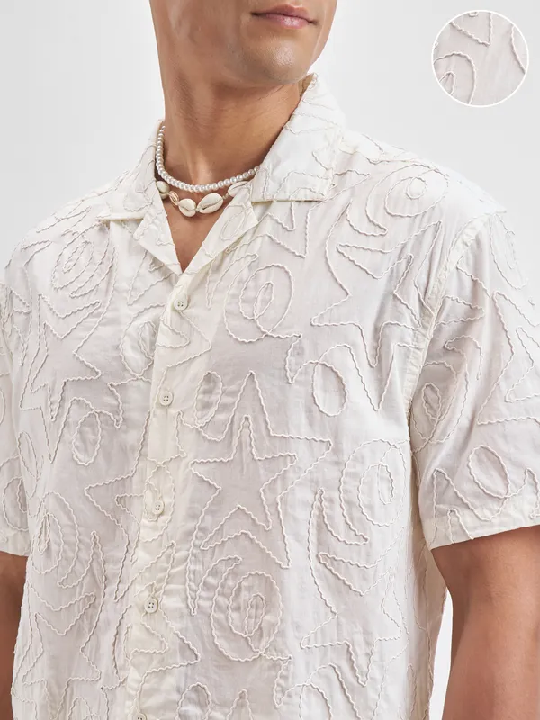 Highlander Men Cream Embroidered Relaxed Fit Casual Shirt