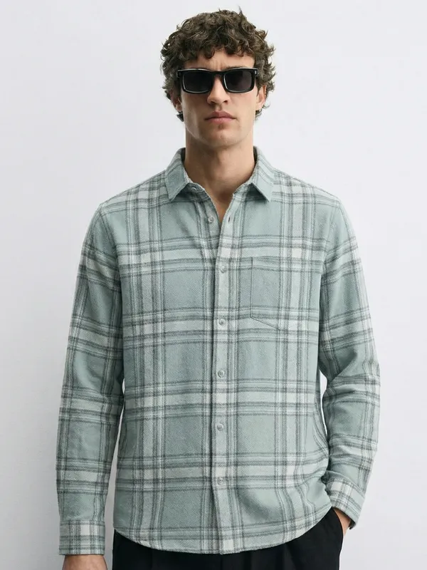 Highlander Men Green Checked Slim Fit Casual Shirt
