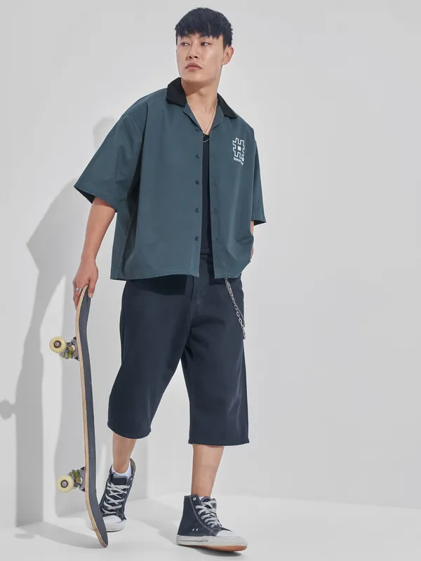 Highlander Men Blue Printed Boxy Fit Casual Shirt