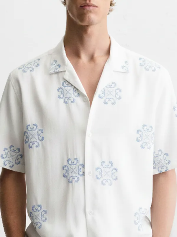 Highlander Men White Self Design Relaxed Fit Casual Shirt