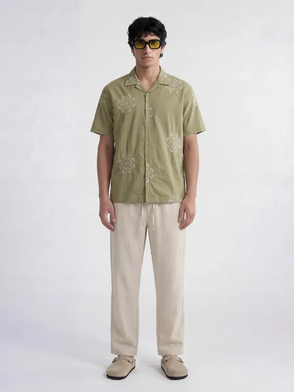 Men Relaxed Fit Casual Shirt