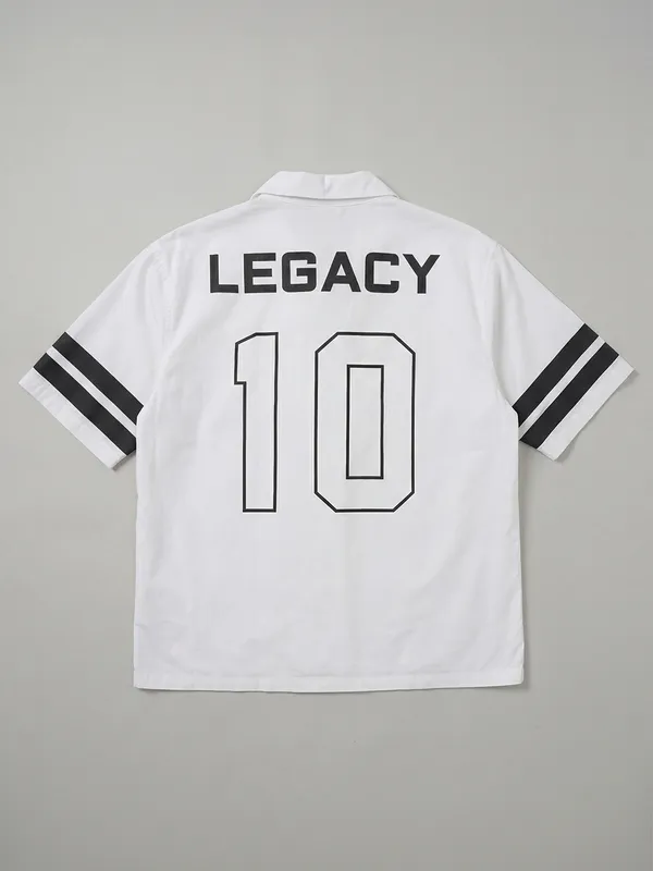 Highlander Men White Printed Boxy Fit Casual Shirt