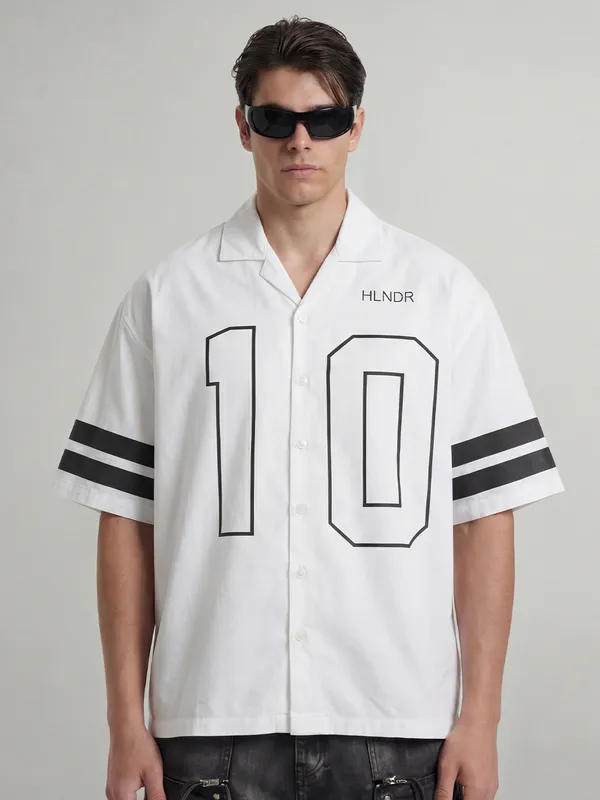 Highlander Men White Printed Boxy Fit Casual Shirt