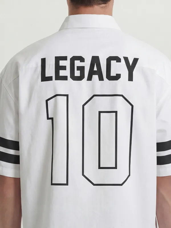 Highlander Men White Printed Boxy Fit Casual Shirt