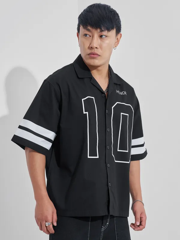 Highlander Men Black Printed Boxy Fit Casual Shirt