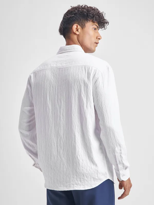 Highlander Men White Crushed Regular Fit Casual Shirt