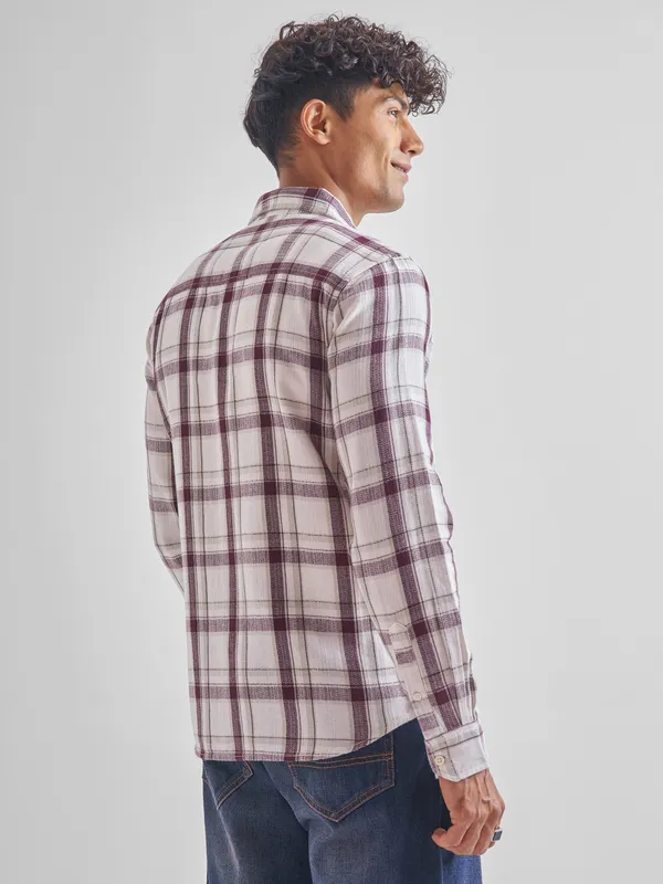 Highlander Men Maroon Checked Slim Fit Casual Shirt