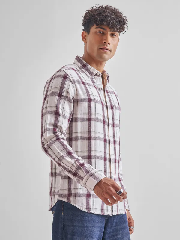 Highlander Men Maroon Checked Slim Fit Casual Shirt