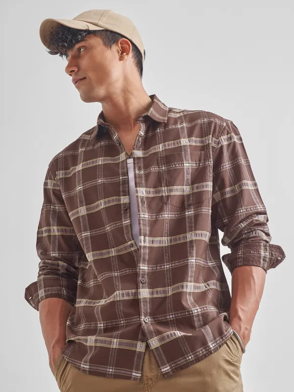 Highlander Men Brown Checked Relaxed Fit Casual Shirt