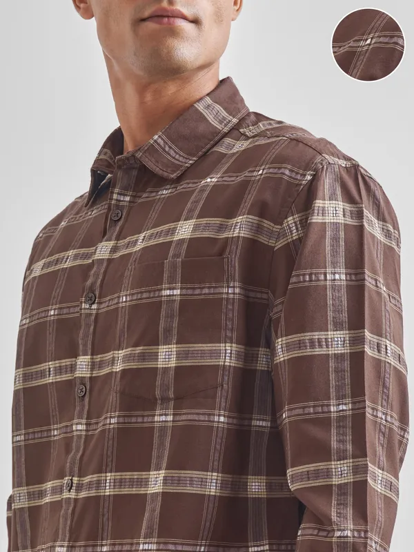 Highlander Men Brown Checked Relaxed Fit Casual Shirt