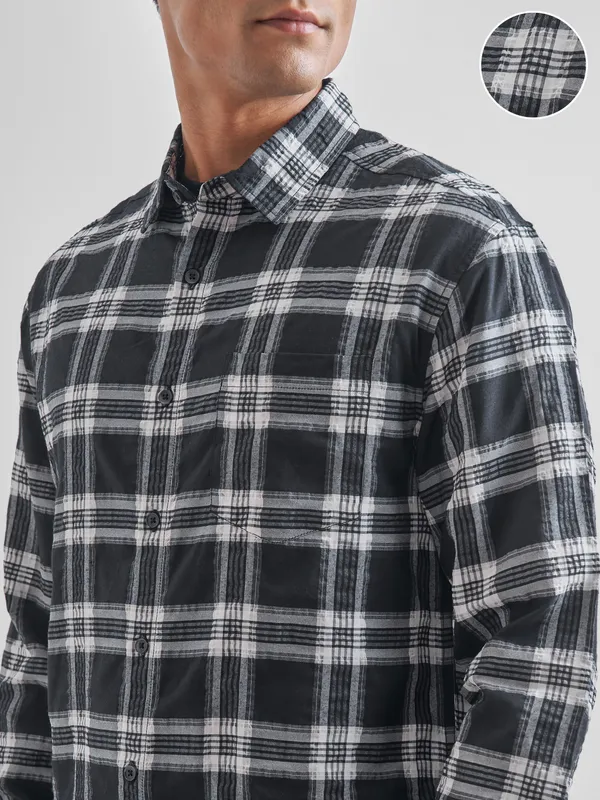 Highlander Men Black Checked Relaxed Fit Casual Shirt