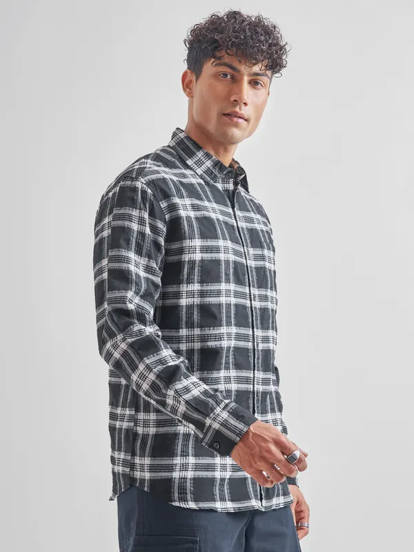 Highlander Men Black Checked Relaxed Fit Casual Shirt