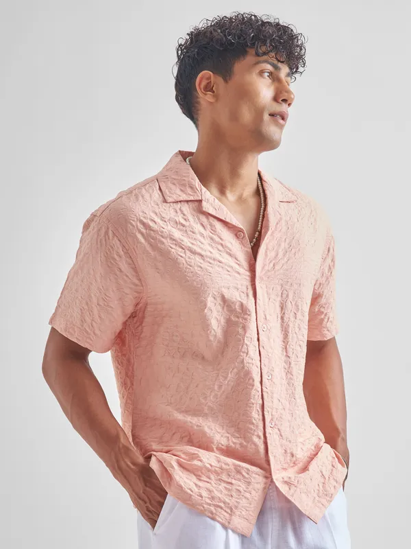 Highlander Men Pink Self Design Relaxed Fit Casual Shirt