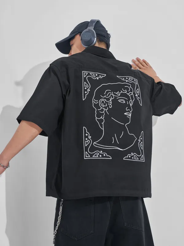 Highlander Men Black Printed Boxy Fit Casual Shirt