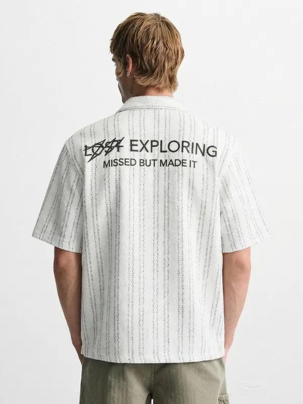 Highlander Men White Self Design Boxy Fit Casual Shirt