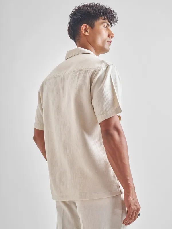 Highlander Men Beige Crushed Relaxed Fit Casual Shirt