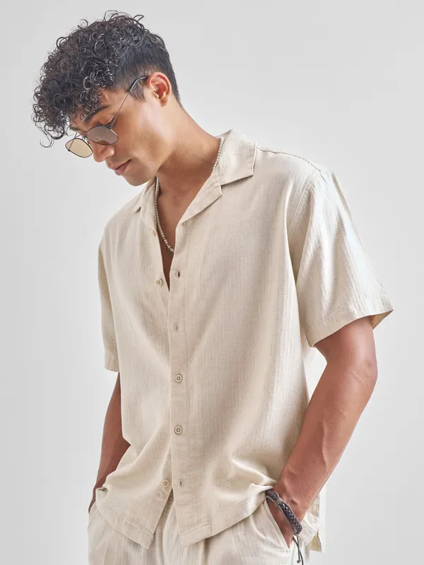 Highlander Men Beige Crushed Relaxed Fit Casual Shirt