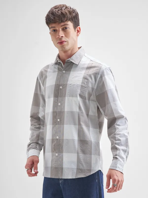 Highlander Men Grey Checked Relaxed Fit Casual Shirt