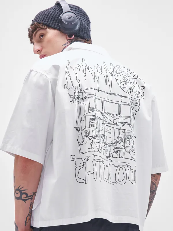 Highlander Men White Printed Boxy Fit Casual Shirt