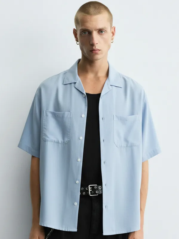 Highlander Men Blue Solid Boxy Fit Casual Shirt