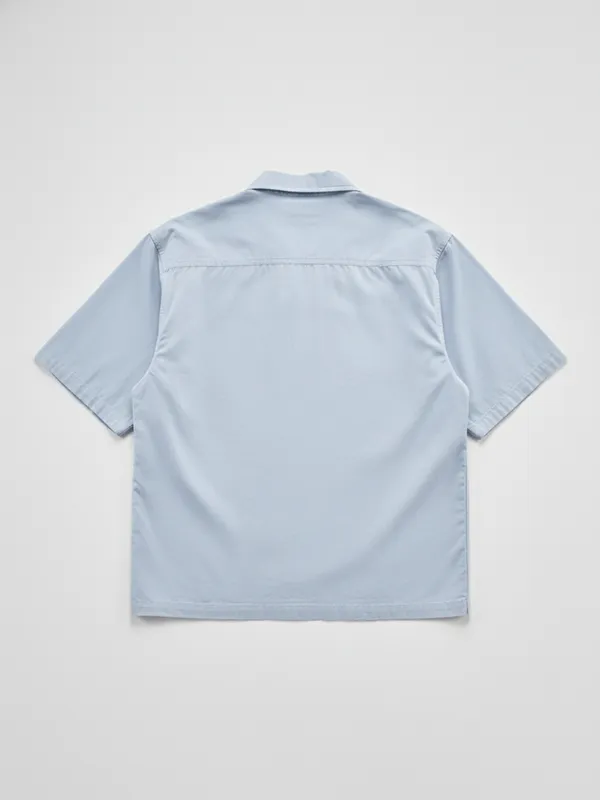 Highlander Men Blue Solid Boxy Fit Casual Shirt