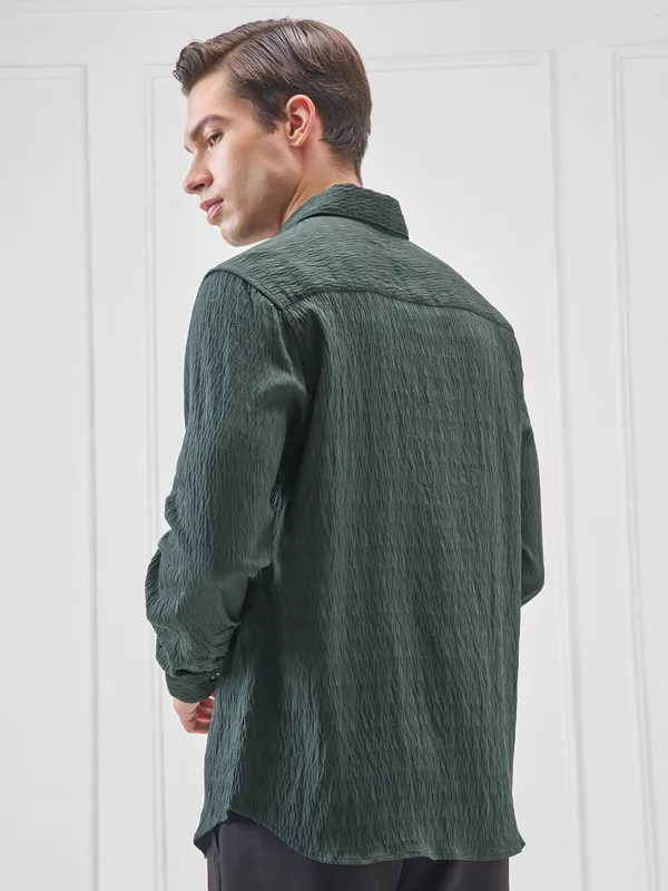 Highlander Men Green Self Design Slim Fit Casual Shirt