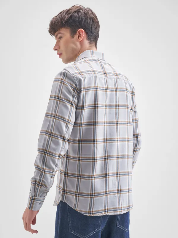 Highlander Men Grey Checked Slim Fit Casual Shirt