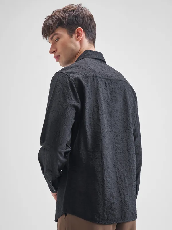 Highlander Men Black Self Design Relaxed Fit Casual Shirt