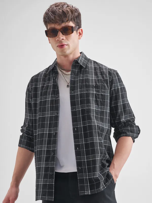 Highlander Men Black Checked Relaxed Fit Casual Shirt