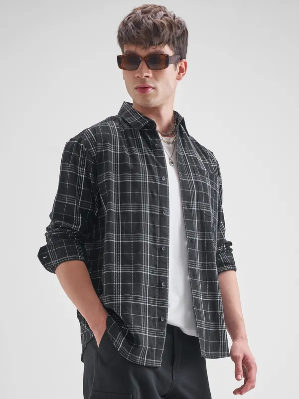 Highlander Men Black Checked Relaxed Fit Casual Shirt
