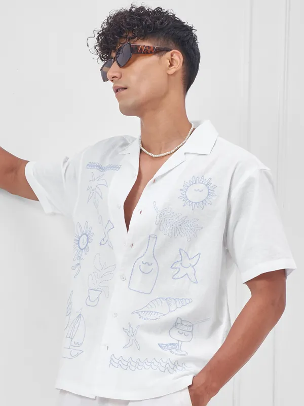 Highlander Men White Embroidered Relaxed Fit Casual Shirt