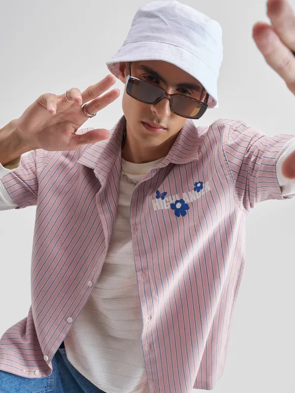 Highlander Men Pink Striped Relaxed Fit Casual Shirt