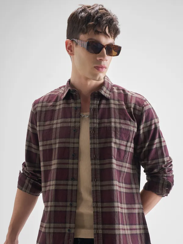 Highlander Men Maroon Checked Slim Fit Casual Shirt