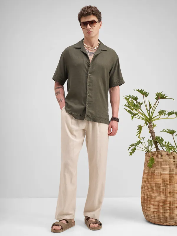 Highlander Men Olive Self Design Relaxed Fit Casual Shirt