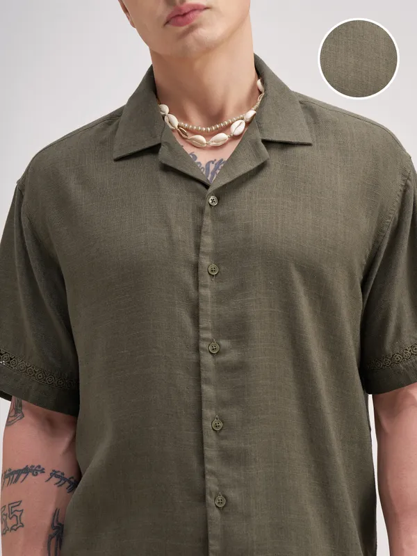 Highlander Men Olive Self Design Relaxed Fit Casual Shirt
