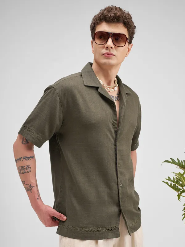 Highlander Men Olive Self Design Relaxed Fit Casual Shirt