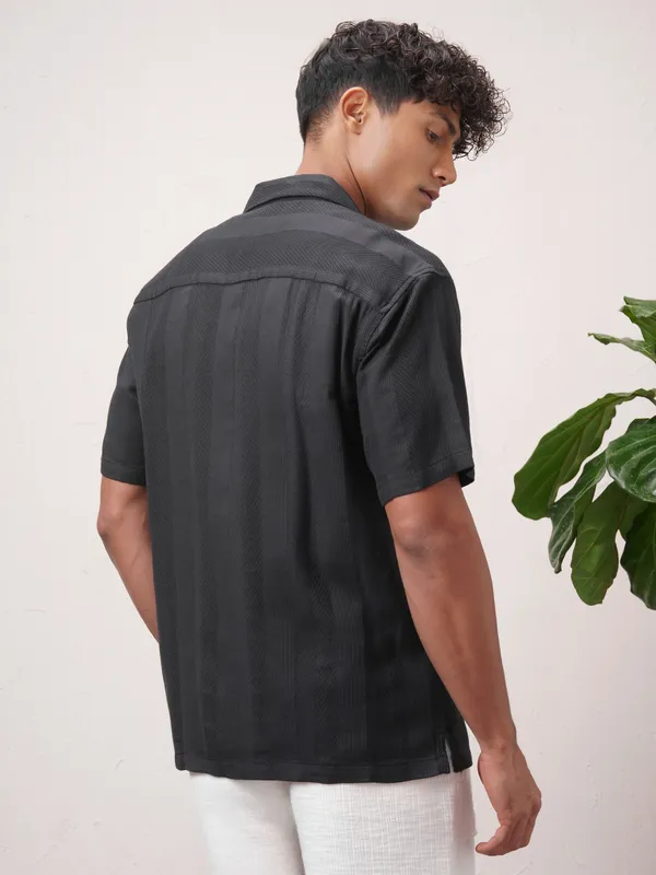 Men Relaxed Fit Casual Shirt