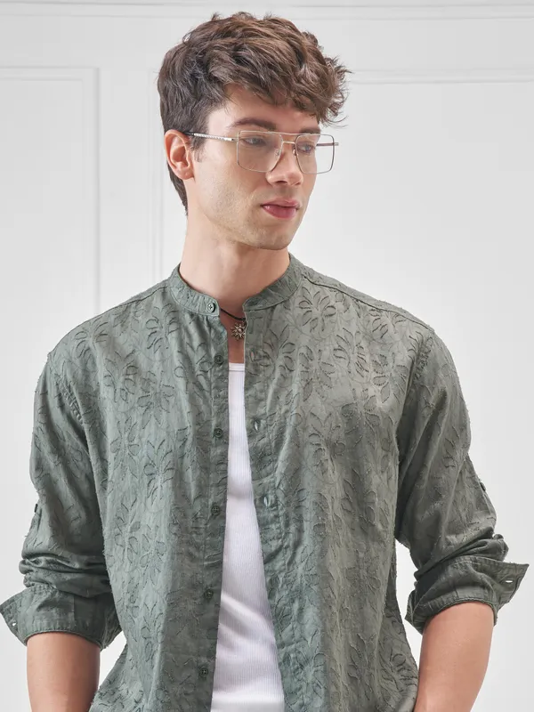 Highlander Men Olive Self Design Relaxed Fit Casual Shirt