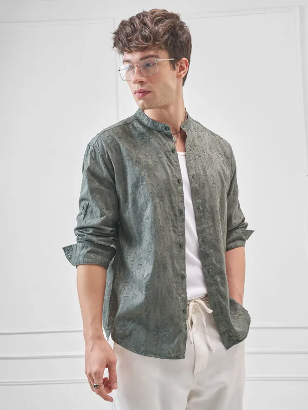 Highlander Men Olive Self Design Relaxed Fit Casual Shirt