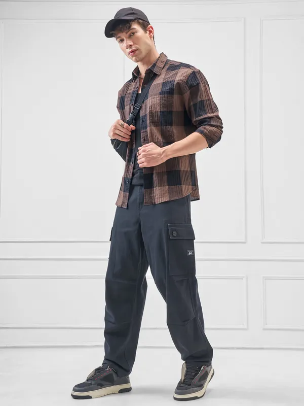 Highlander Men Brown Checked Relaxed Fit Casual Shirt